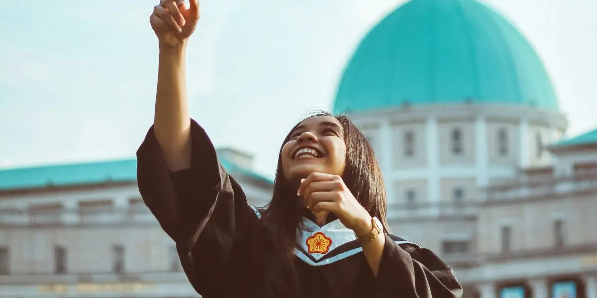 How to Choose the Right Dental Assistant Program